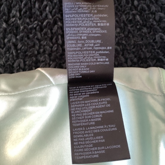 Scuba flutter crop top honeydew - Picture 8 of 8